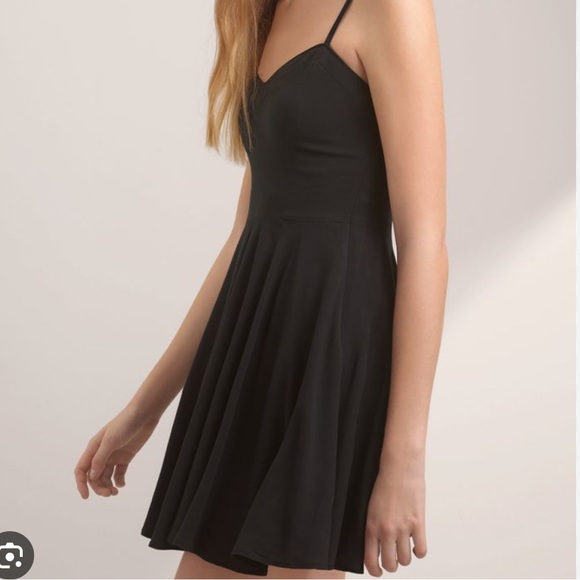 Aritzia Talula Lipinski little black dress - Picture 2 of 8
